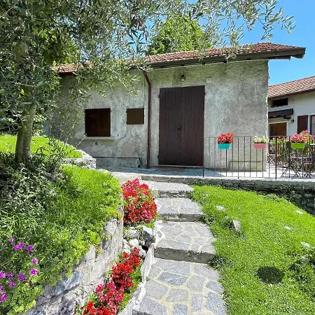 Breva Loft Tra Gli Ulivi Ed Il *