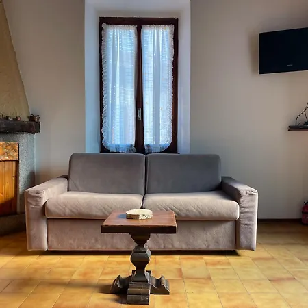 Breva, Loft Tra Gli Ulivi Ed Il アパート ベッラージョ